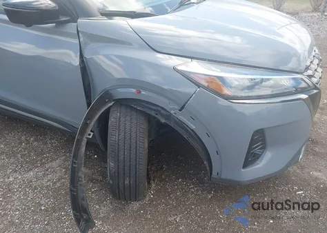 2024 Nissan Kicks Sr Xtronic Cvt from USA, damaged, VIN 3N1CP5DV8RL475135